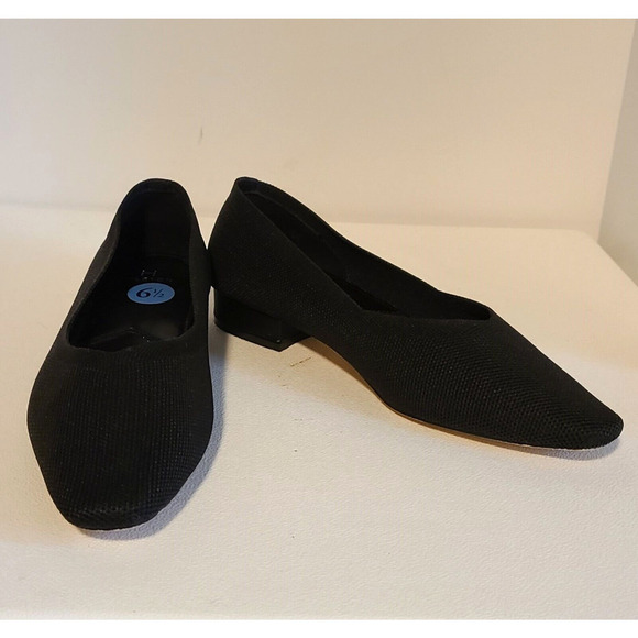 Halston Woman’s size 6.5 Broadway knit black Flats DRESS OR CASUAL SHOES - Picture 1 of 10